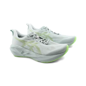 Novablast 5 scarpa running uomo