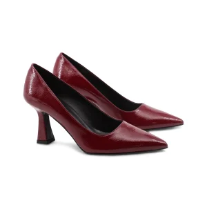 Dรฉcolletรฉ a punta da donna