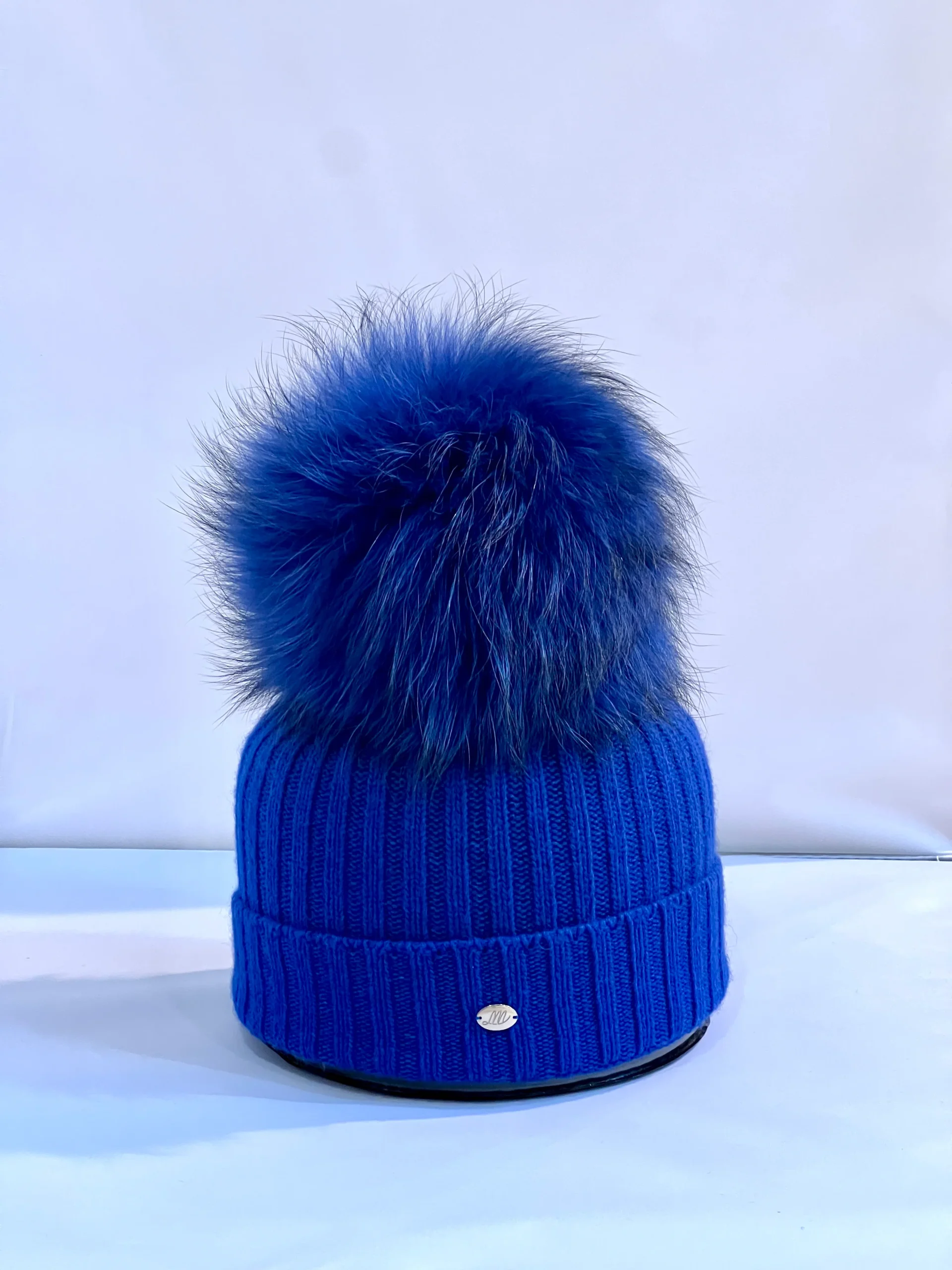 Cappello con pon pon-DISTINTO - immagine 5