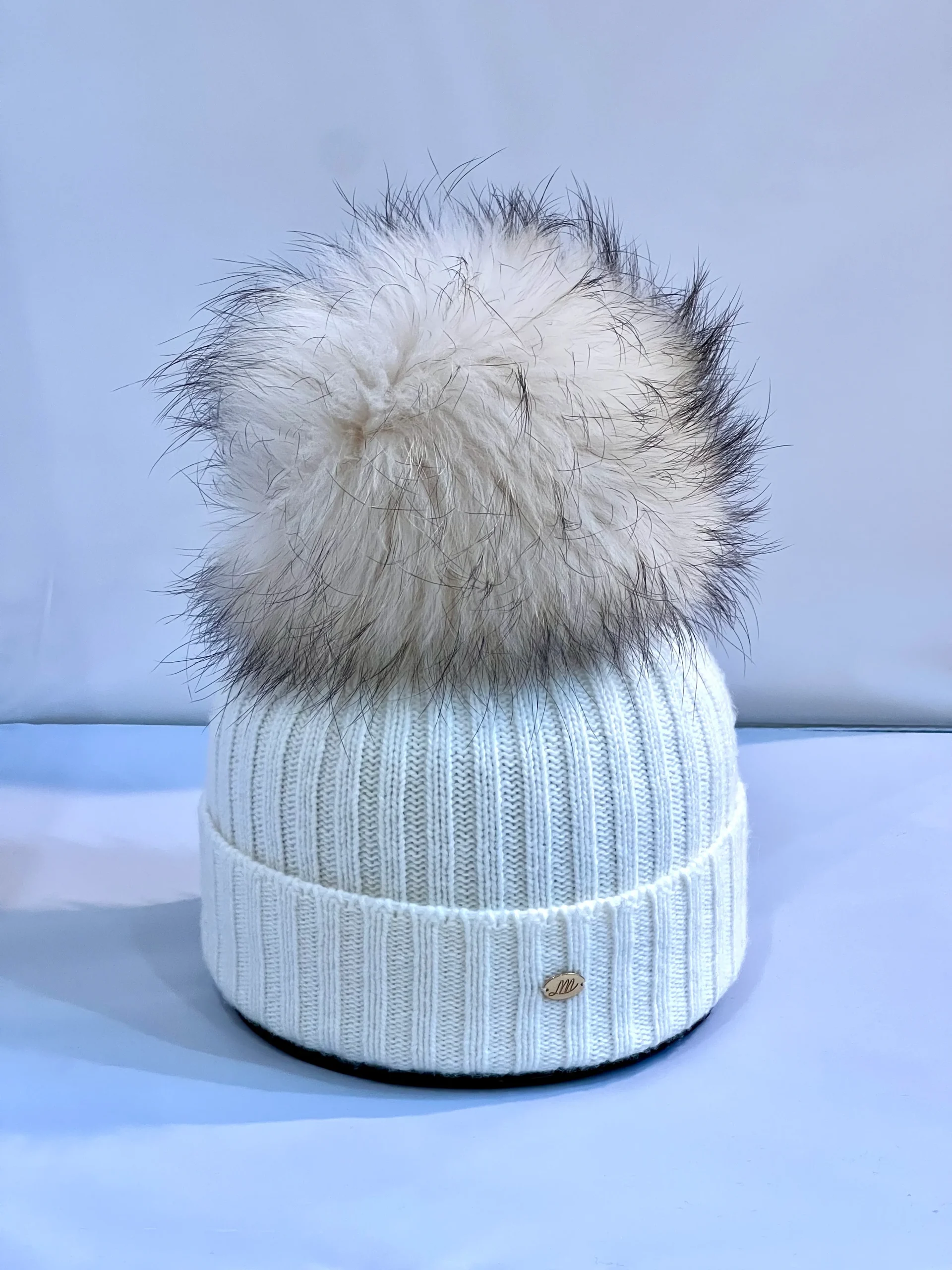 Cappello con pon pon-DISTINTO - immagine 2