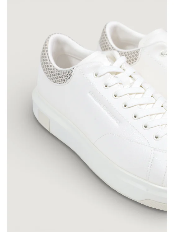 Armani Exchange sneakers bianche con dettagli sul retro - immagine 5