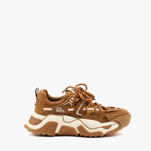 Sneaker Kingdom chestnut
