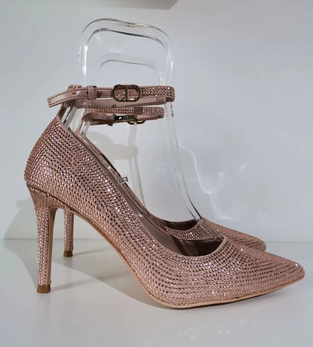 Twinset décolleté in pelle con strass