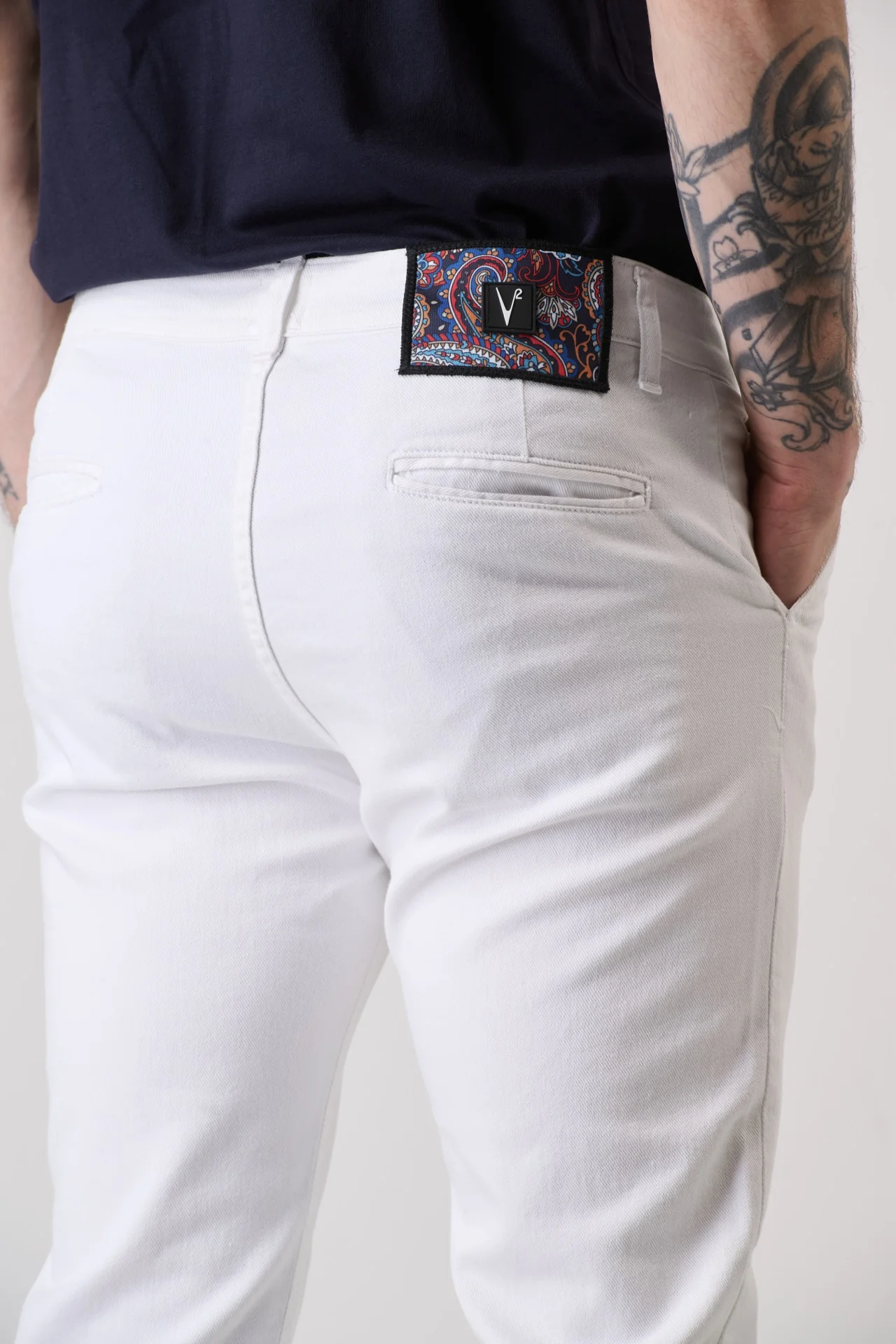 MINAS TIRITH - Chino Slim Fit - Bianco con salpa in tessuto V2 - immagine 3