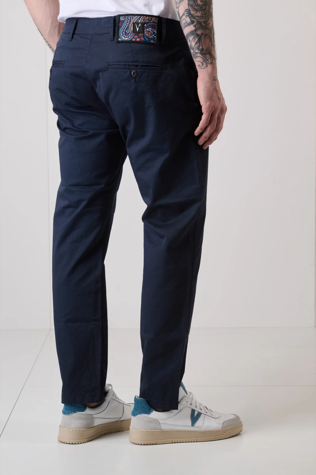 ROMA - Chino in cotone Blu con doppia pence e salpa in tessuto V2 - immagine 6