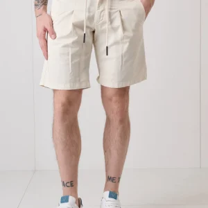 Chino Corto in cotone elasticizzato Panna con pence, laccetti frontali e salpa in tessuto V2