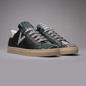 OLYMPIC - Sneakers a suola bassa in pelle martellata Nera con linguetta in tessuto Scozzese Nero