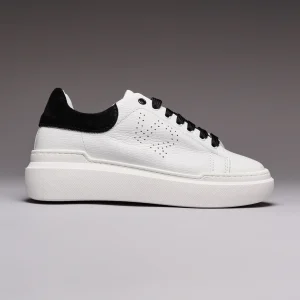 HAMMER - Sneakers a suola alta in pelle martellata con retro scamosciato e lacci Nero