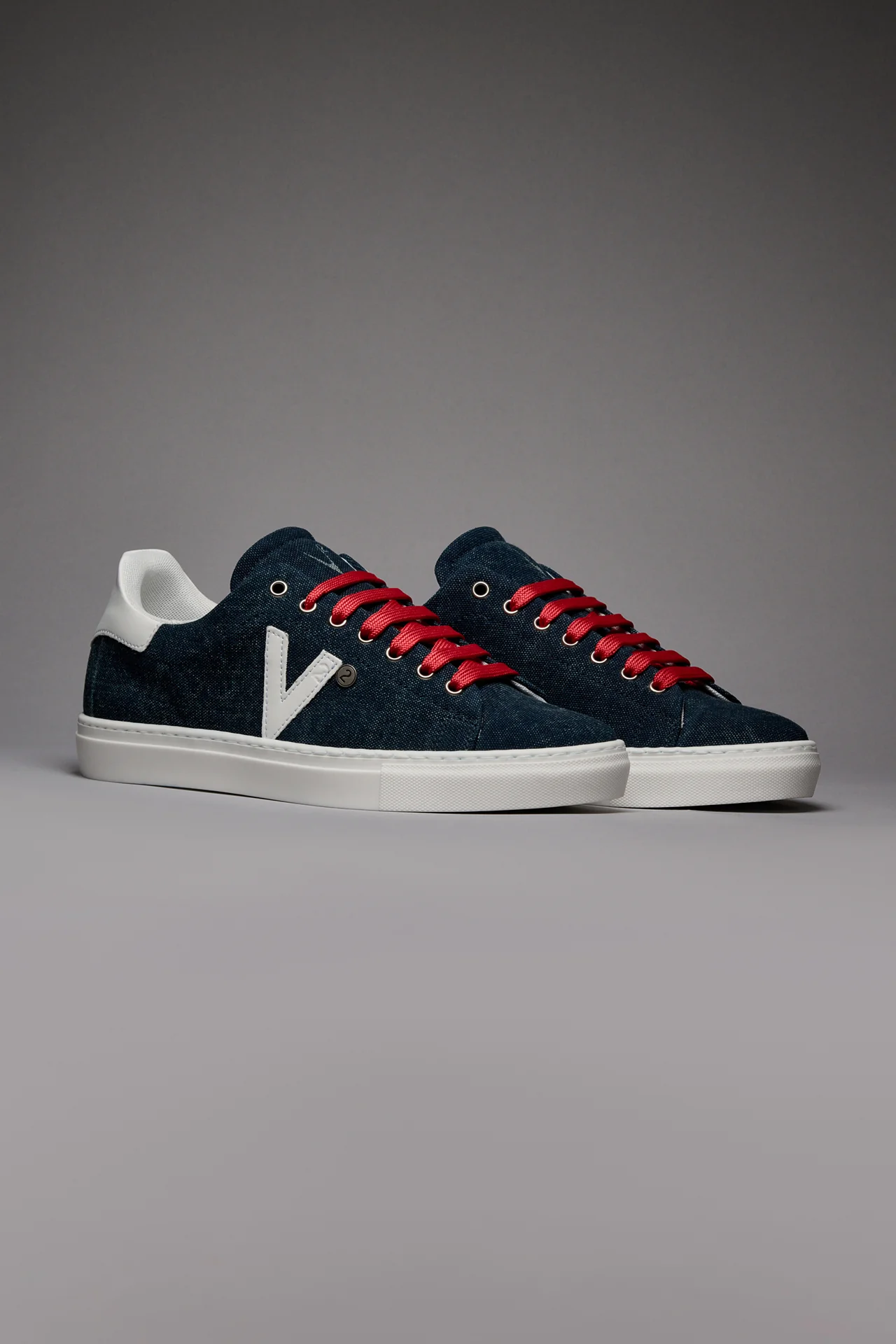 NUVOLA - Sneakers in tela Blu con lacci Rossi - immagine 3