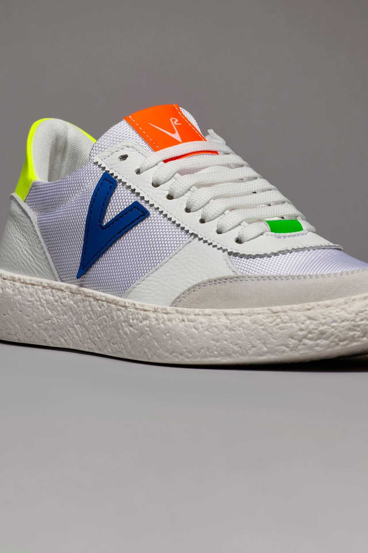 ATENA MULTICOLOR - Sneakers a suola bassa Bianca con inserti gommati Multicolor Fluo