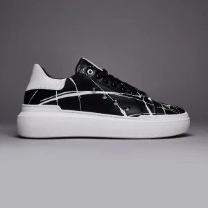 VEGA - Sneakers a suola alta nera retro Bianco con borchie e schizzi di vernice