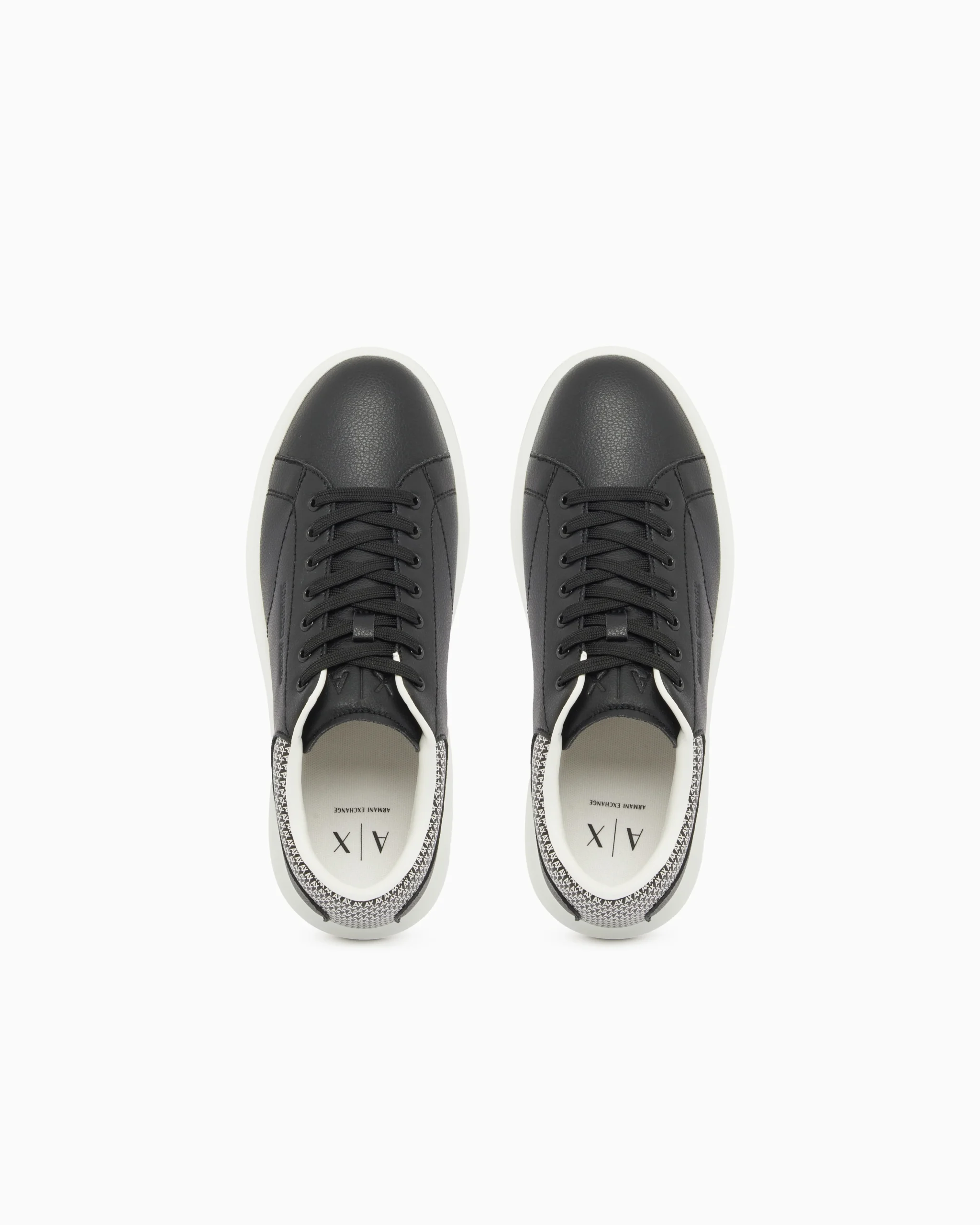 Armani Exchange sneakers nere con dettagli sul retro - immagine 5