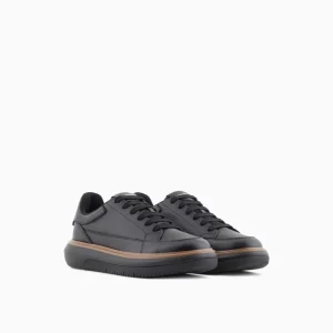 Emporio Armani Sneakers in pelle uomo nere con maxi aquila