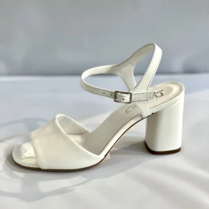 Sandalo bianco tacco basso-DISTINTO