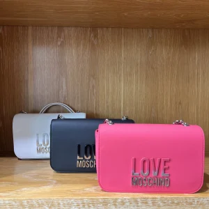 Borsa a spalla in gommato-LOVE MOSCHINO