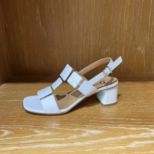 Sandalo bianco-DISTINTO