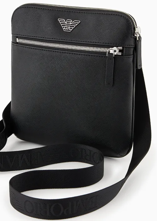 Emporio Armani Tracolla piatta in pelle saffiano placchetta aquila ASV - immagine 6